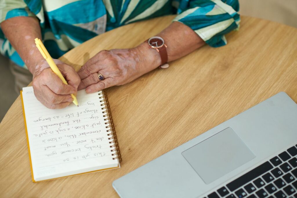 how to structure stories